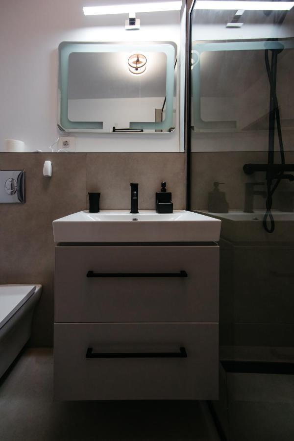 L&V Family Studio Apartment Sinaia Luaran gambar